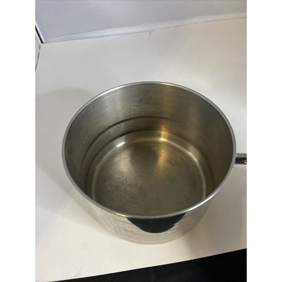 Revere Ware 3 Quart Sauce Pan Clinton IL w/ Lid Bottom Stainless - Picture 4 of 10